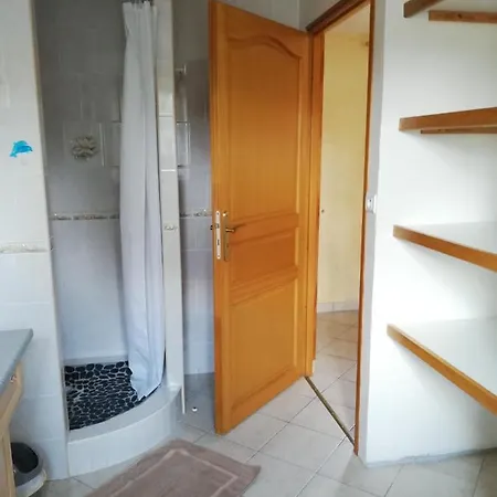 Le Vieux Chene Apartment *