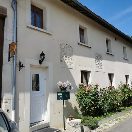 Le Vieux Chene Apartment
